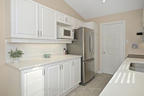 Photo 13 at 47 Peregrine Crescent, Bridlewood, Kanata