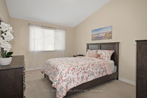 Photo 15 at 47 Peregrine Crescent, Bridlewood, Kanata