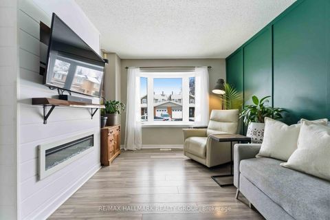 Photo 2 at 1091 Burgundy Lane, Convent Glen, Orleans