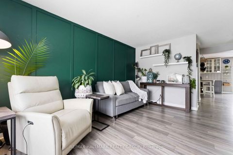 Photo 3 at 1091 Burgundy Lane, Convent Glen, Orleans