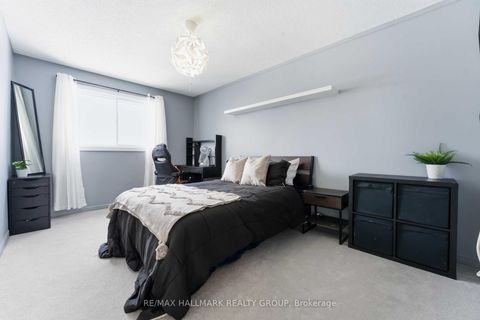 Photo 19 at 1091 Burgundy Lane, Convent Glen, Orleans