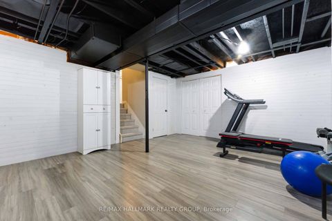 Photo 25 at 1091 Burgundy Lane, Convent Glen, Orleans