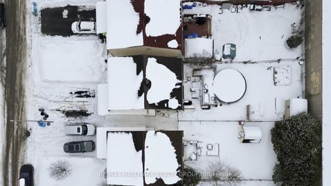 Photo 28 at 1091 Burgundy Lane, Convent Glen, Orleans