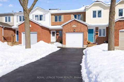 Photo 33 at 75 Inverary Drive, Morgan's Grant/South March, Kanata