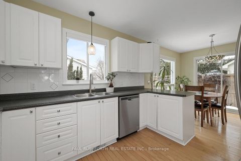 Photo 9 at 6419 Bernice Court, Convent Glen North, Orleans