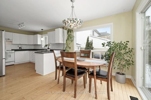 Photo 11 at 6419 Bernice Court, Convent Glen North, Orleans