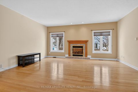 Photo 11 at 17 Ammolite Street, Stittsville (Central), Stittsville