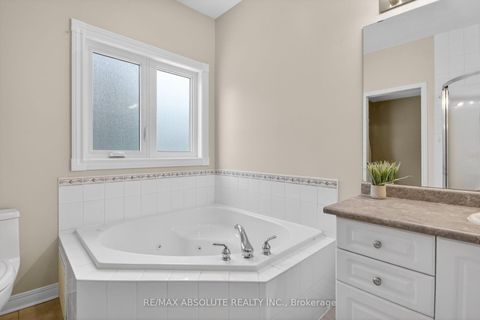 Photo 26 at 17 Ammolite Street, Stittsville (Central), Stittsville