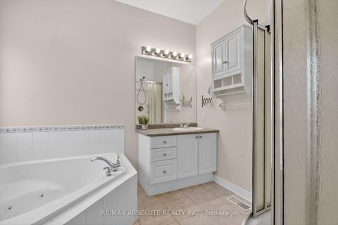 Photo 28 at 17 Ammolite Street, Stittsville (Central), Stittsville