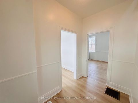 Photo 5 at 202 Bell Street, Arnprior