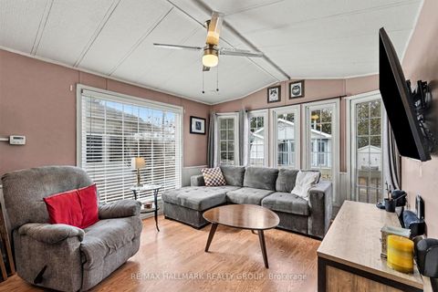 Photo 3 at 5 Strickland Private, Remainder of Stittsville & Area, Stittsville