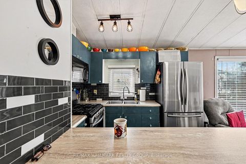 Photo 11 at 5 Strickland Private, Remainder of Stittsville & Area, Stittsville