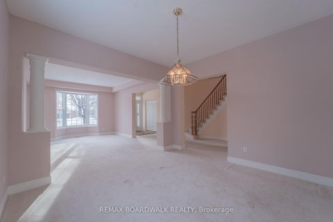 Photo 8 at 57 Mattawa Crescent, Bridlewood, Kanata
