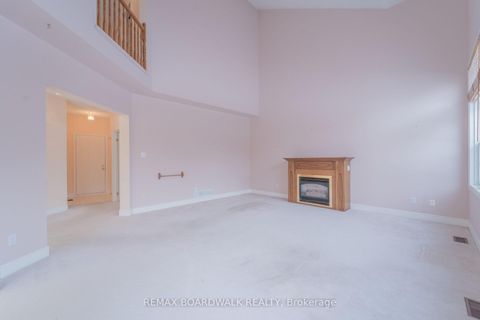 Photo 20 at 57 Mattawa Crescent, Bridlewood, Kanata