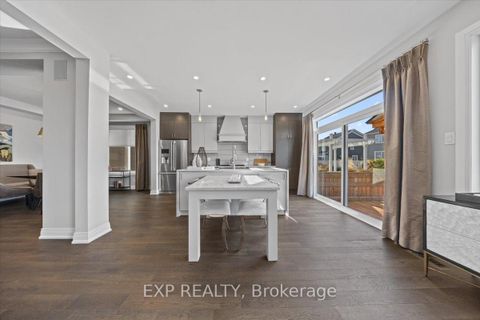 Photo 13 at 1058 Charolais Place, Goulbourn Twp From Franktown Rd/South To Rideau, Stittsville