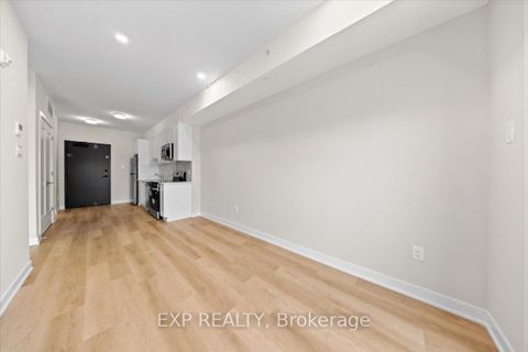 Photo 7 at 305 - 2376 Tenth Line Road, Avalon West, Orleans