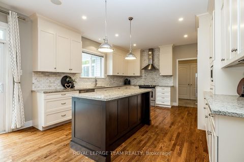 Photo 8 at 10 Beechgrove Gardens, Stittsville (South), Stittsville