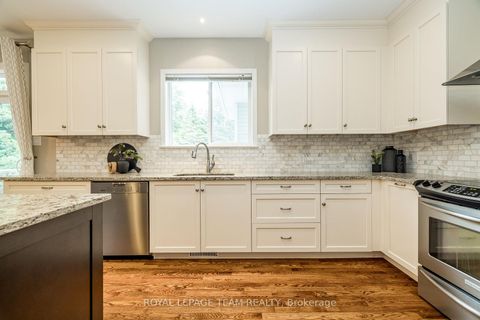 Photo 10 at 10 Beechgrove Gardens, Stittsville (South), Stittsville