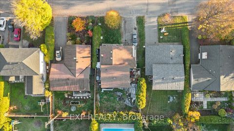 Photo 2 at 2670 Stone Crescent N, Nepean (Redwood Park), Ottawa