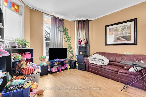 Photo 5 at 93 Queen Street, SMITHS FALLS, Smiths Falls