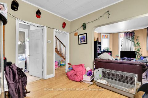 Photo 8 at 93 Queen Street, SMITHS FALLS, Smiths Falls