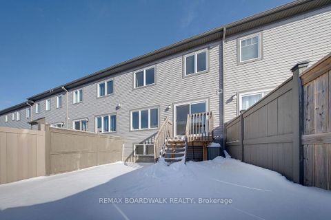 Photo 49 at 132 Conifer Creek Circle, Emerald Meadows/Trailwest, Kanata