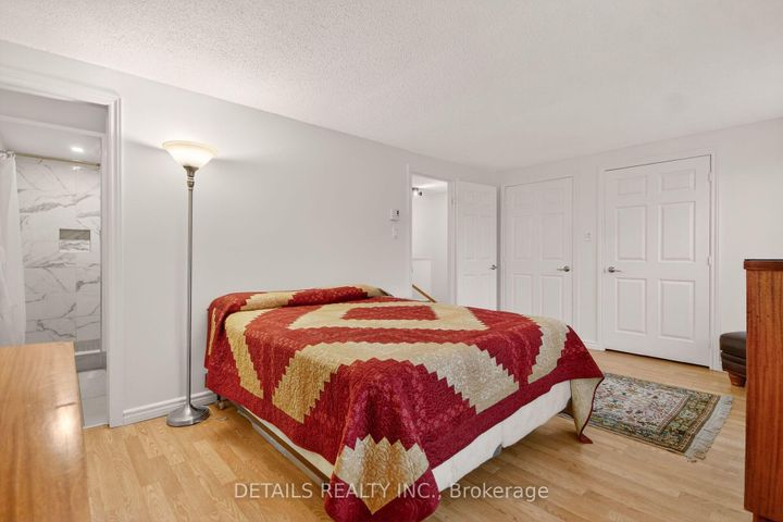 Photo 19 at 5 - 40 Appleby Private, Nepean (Carleton Heights), Ottawa