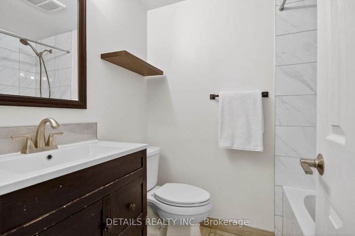 Photo 26 at 5 - 40 Appleby Private, Nepean (Carleton Heights), Ottawa