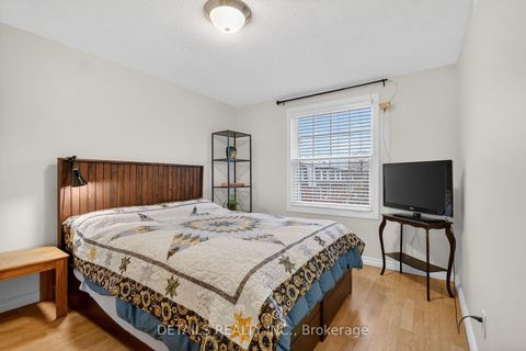Photo 24 at 5 - 40 Appleby Private, Nepean (Carleton Heights), Ottawa