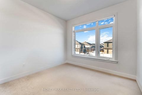 Photo 10 at 623 Knotridge Street, Mer Bleue/Bradley Estates/Anderson Park, Orleans