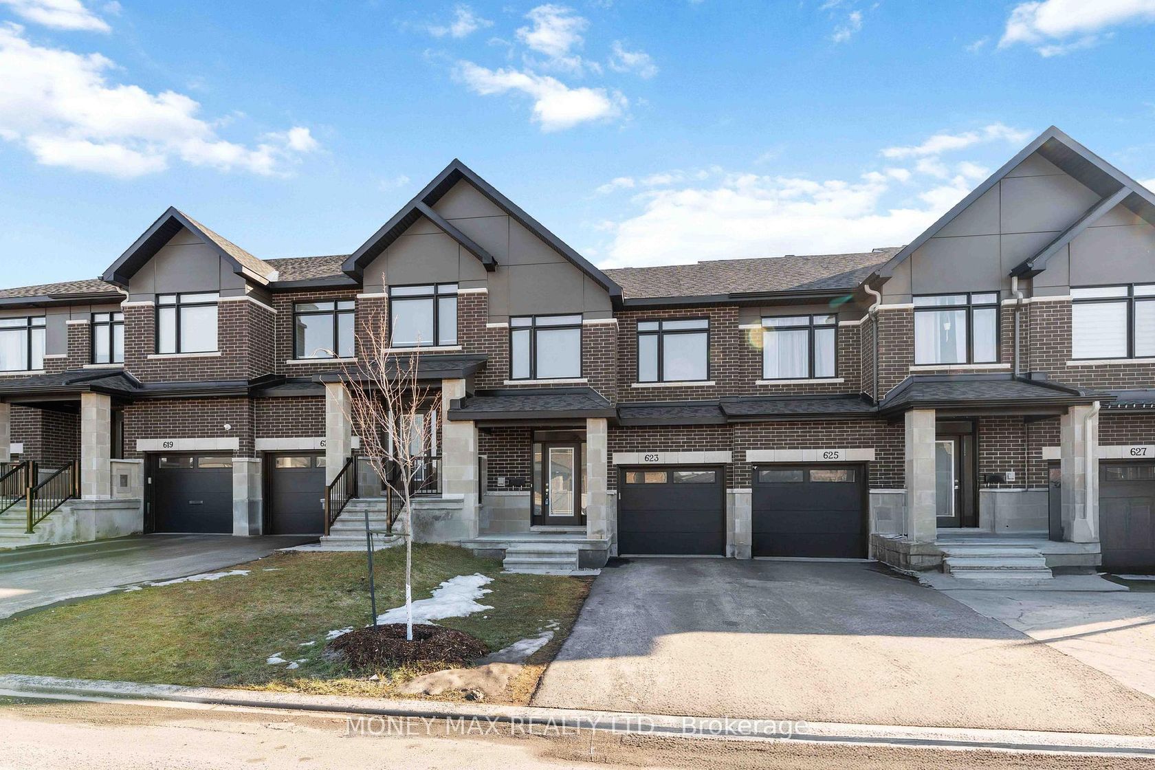 623 Knotridge Street, Mer Bleue/Bradley Estates/Anderson Park, Orleans 2