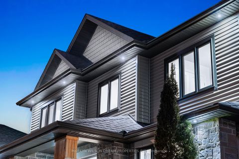 Photo 1 at 110 Talos Circle, Richmond, Stittsville