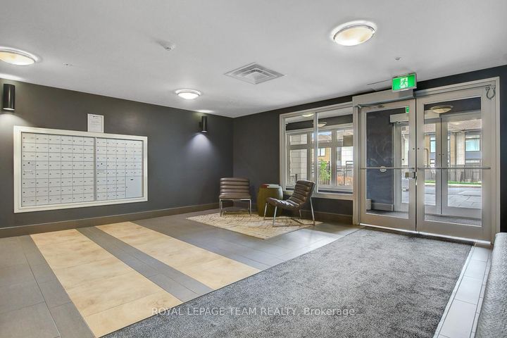 Photo 2 at 201 - 2785 Baseline Road, Nepean (Redwood Park), Ottawa