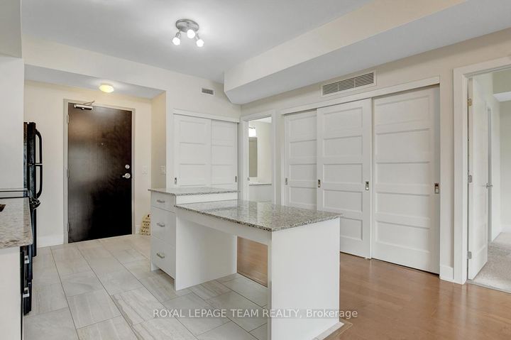 Photo 9 at 201 - 2785 Baseline Road, Nepean (Redwood Park), Ottawa