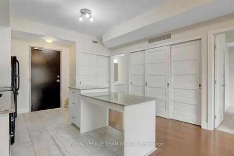 Photo 9 at 201 - 2785 Baseline Road, Nepean (Redwood Park), Ottawa