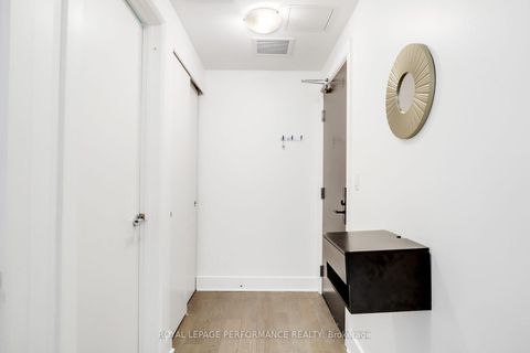 Photo 13 at 207 - 255 BAY Street, Ottawa Centre