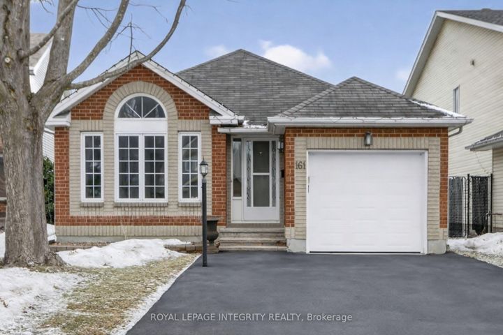 Photo 1 at 161 Longshire Circle, Nepean (Longfields), Ottawa