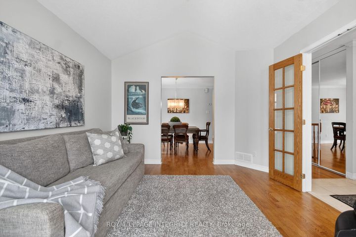 Photo 8 at 161 Longshire Circle, Nepean (Longfields), Ottawa