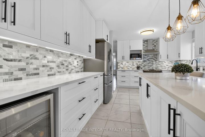 Photo 19 at 161 Longshire Circle, Nepean (Longfields), Ottawa