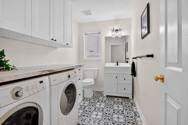 Photo 35 at 161 Longshire Circle, Nepean (Longfields), Ottawa