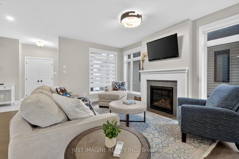 Photo 9 at 602 Triangle Street, Emerald Meadows/Trailwest, Kanata