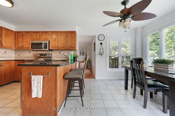 Photo 11 at 41 Framingham Crescent, Nepean (Cedargrove/Fraserdale), Ottawa