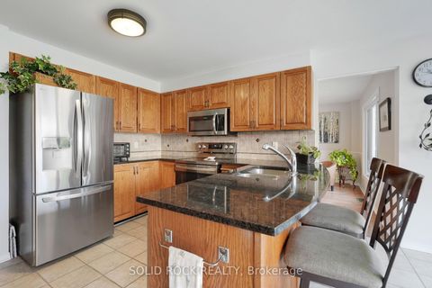 Photo 14 at 41 Framingham Crescent, Nepean (Cedargrove/Fraserdale), Ottawa