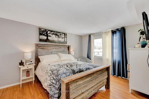 Photo 12 at 122 Post Road, Glencairn/Hazeldean, Kanata