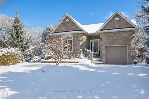 Photo 0 at 475 MOFFATT Street, Carleton Place