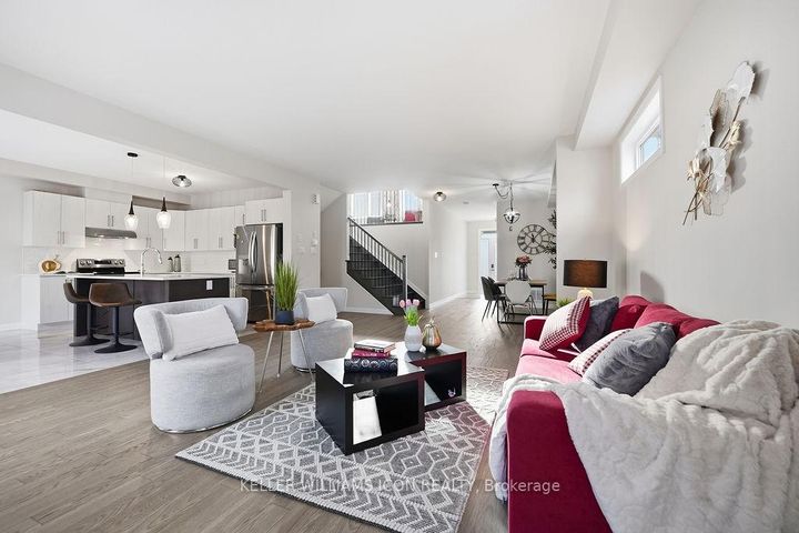 Photo 10 at 808 Cappamore Drive, Nepean (Half Moon Bay), Ottawa