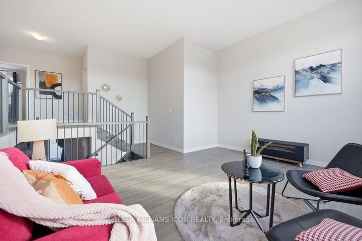 Photo 25 at 808 Cappamore Drive, Nepean (Half Moon Bay), Ottawa
