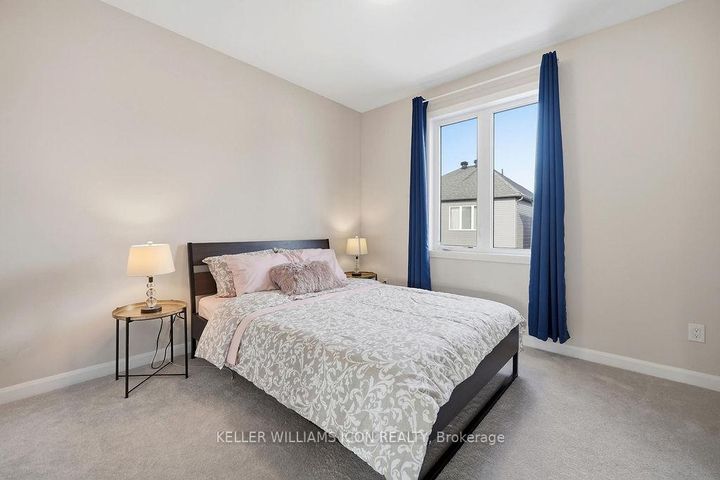Photo 36 at 808 Cappamore Drive, Nepean (Half Moon Bay), Ottawa