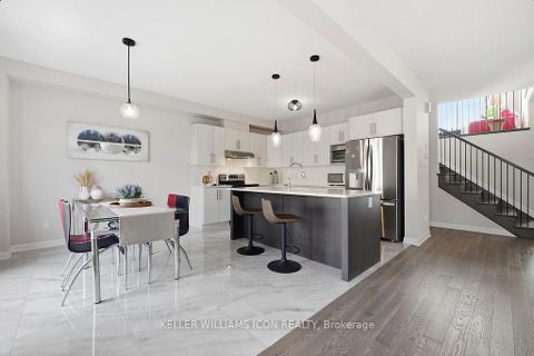 Photo 15 at 808 Cappamore Drive, Nepean (Half Moon Bay), Ottawa