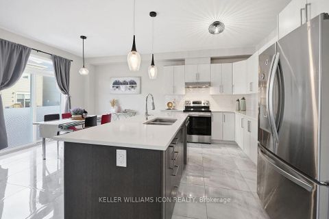 Photo 19 at 808 Cappamore Drive, Nepean (Half Moon Bay), Ottawa